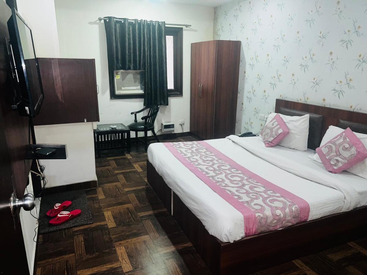 Hotel Asian Plaza Delhi Airport Nuova Delhi Esterno foto